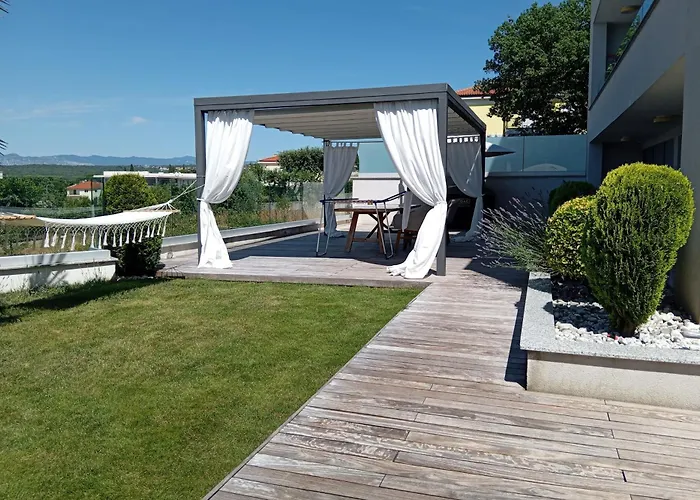 Lejlighed Family-friendly With Swimming Pool Vantacici, Krk - 25094 Malinska